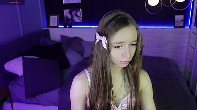 OliviaGentle online show from 18, 2, 2025