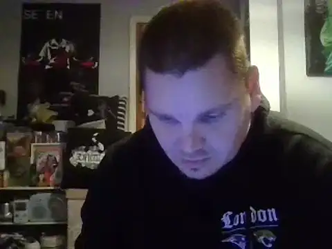 ArcanceTheo82 online show from 2, 12, 2024