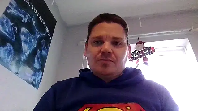 ArcanceTheo82 online show from 17, 12, 2024