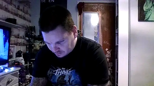 ArcanceTheo82 online show from 19, 12, 2024