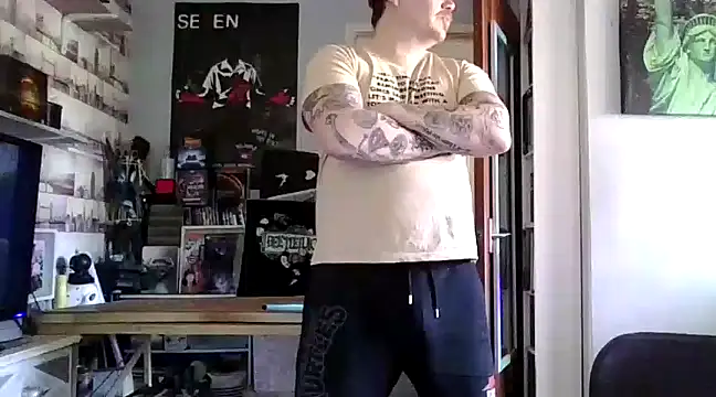 ArcanceTheo82 online show from 15, 1, 2025