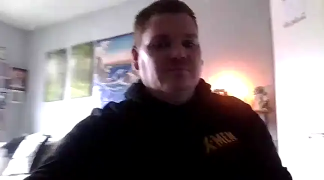 ArcanceTheo82 online show from 4, 2, 2025