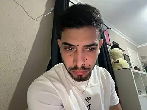 Chicos defiesta online show from 6, 1, 2025