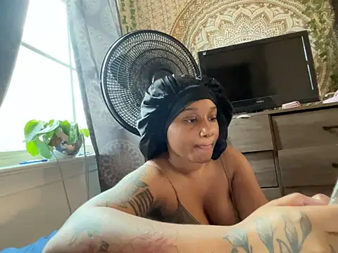 Snapshot of strip4faith chatting on 7, 3, 2025 strip4faith online show from 7, 3, 2025