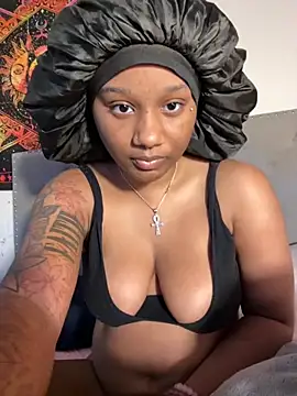 Snapshot of strip4faith chatting on 8, 11, 2025 strip4faith online show from 8, 11, 2025