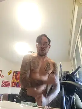 mileflav0r online show from 3, 12, 2025