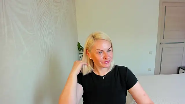 Alicee Gracee online show from 5, 6, 2026