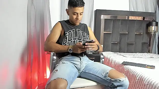 Snapshot of Lucii_fer_ chatting on 29, 7, 2026 Lucii fer online show from 29, 7, 2026