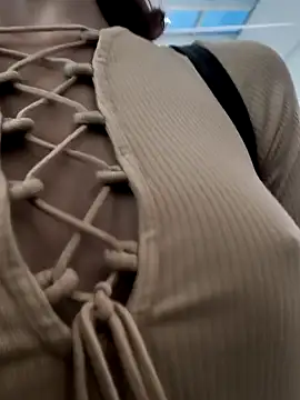 Snapshot of beaverwoman chatting on 25, 12, 2024 beaverwoman online show from 25, 12, 2024