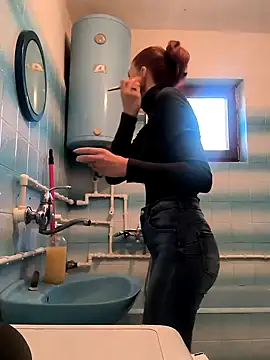 Snapshot of beaverwoman chatting on 27, 1, 2025 beaverwoman online show from 27, 1, 2025