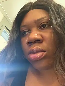 Snapshot of bonbonaumiel chatting on 25, 12, 2024 bonbonaumiel online show from 25, 12, 2024