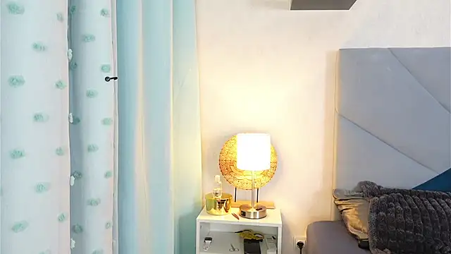 AshiaEkta1 online show from 4, 2, 2026