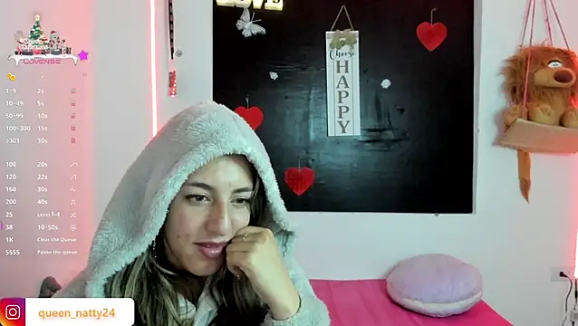 Snapshot of queen-natty chatting on 12, 1, 2025 queen-natty online show from 12, 1, 2025