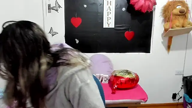 Snapshot of queen-natty chatting on 24, 2, 2025 queen-natty online show from 24, 2, 2025