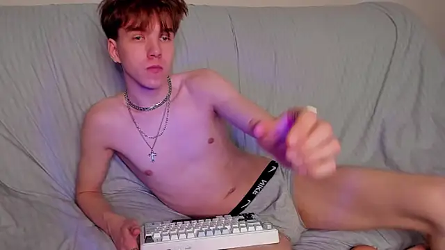 Snapshot of braxiboy chatting on 19, 12, 2024 braxiboy online show from 19, 12, 2024