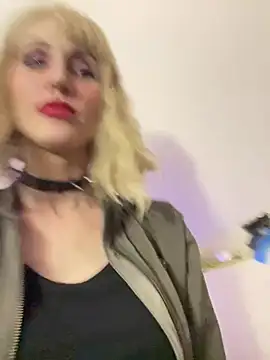 Snapshot of Kamila151 chatting on 3, 1, 2025 Kamila151 online show from 3, 1, 2025