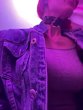 Snapshot of Kamila151 chatting on 9, 1, 2025 Kamila151 online show from 9, 1, 2025