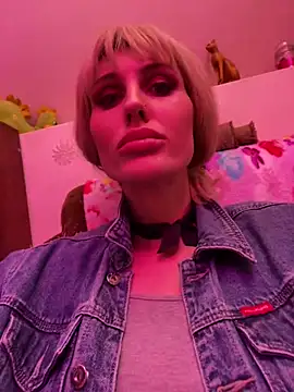 Snapshot of Kamila151 chatting on 10, 1, 2025 Kamila151 online show from 10, 1, 2025