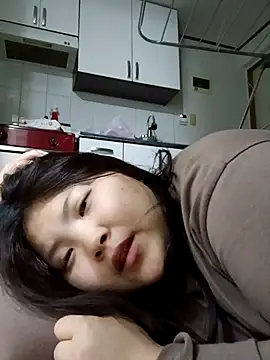 hello098712 online show from 6, 3, 2025