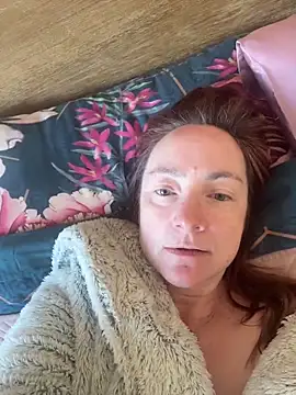 LouiseTswing online show from 26, 3, 2026