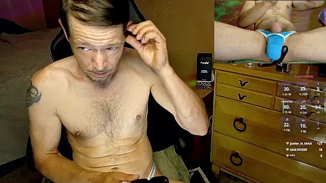 Snapshot of MasterForgedRayy chatting on 15, 5, 2026 MasterForgedRayy online show from 15, 5, 2026