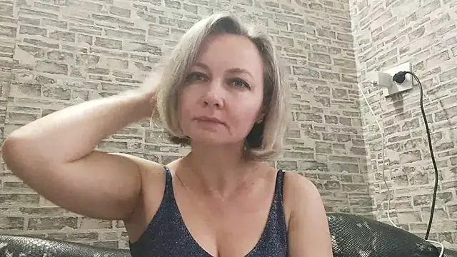 Snapshot of EdithManning chatting on 30, 1, 2025 EdithManning online show from 30, 1, 2025