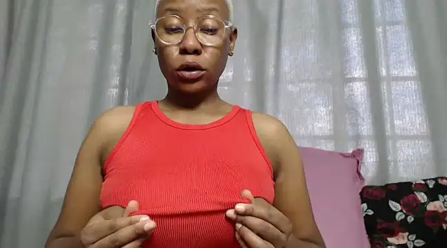 CherryOnTop22 online show from 7, 3, 2025