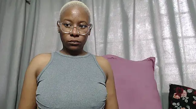 CherryOnTop22 online show from 11, 3, 2025