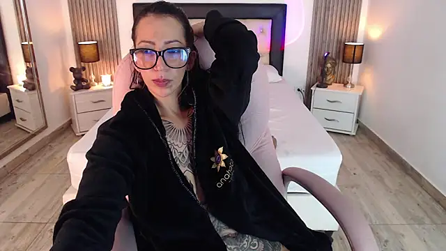 Sam mansson66 online show from 17, 2, 2025