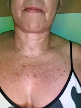 Kasandra Ho online show from 28, 2, 2026