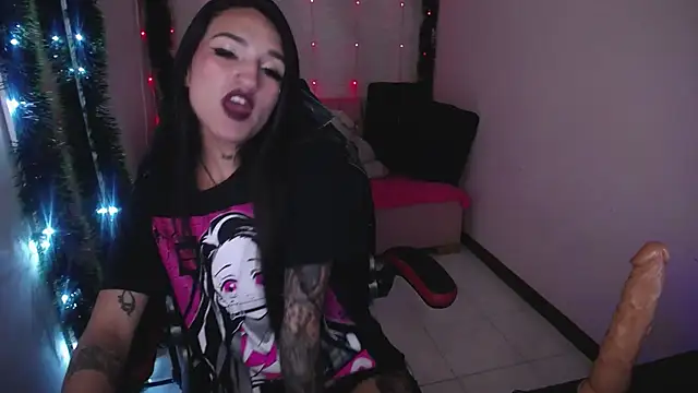 amelierouss online show from 11, 12, 2024