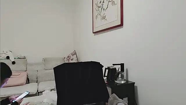 Snapshot of moyan-001 chatting on 19, 12, 2024 moyan-001 online show from 19, 12, 2024