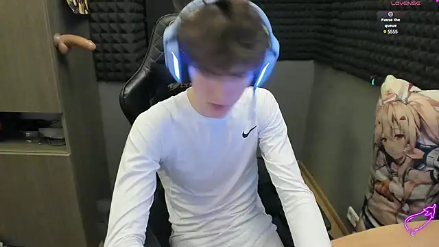 Snapshot of bambelbye chatting on 4, 12, 2024 bambelbye online show from 4, 12, 2024