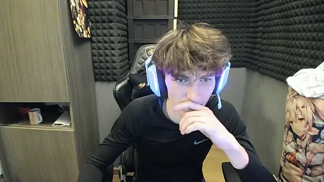 Snapshot of bambelbye chatting on 6, 12, 2024 bambelbye online show from 6, 12, 2024