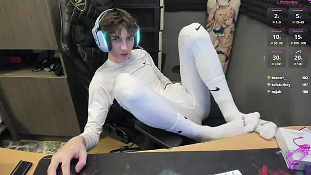 Snapshot of bambelbye chatting on 9, 12, 2024 bambelbye online show from 9, 12, 2024