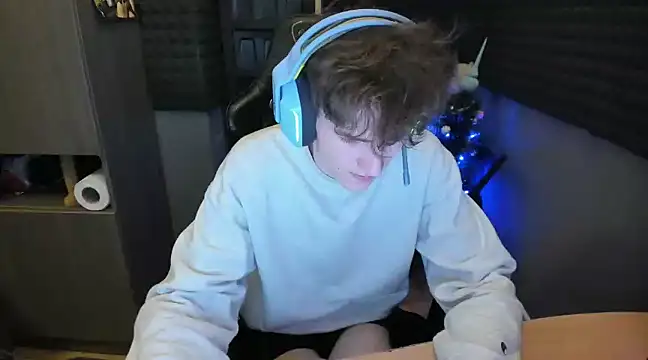 Snapshot of bambelbye chatting on 28, 12, 2024 bambelbye online show from 28, 12, 2024