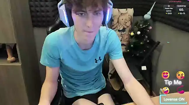 Snapshot of bambelbye chatting on 2, 1, 2025 bambelbye online show from 2, 1, 2025