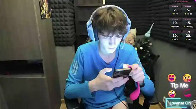 Snapshot of bambelbye chatting on 5, 1, 2025 bambelbye online show from 5, 1, 2025