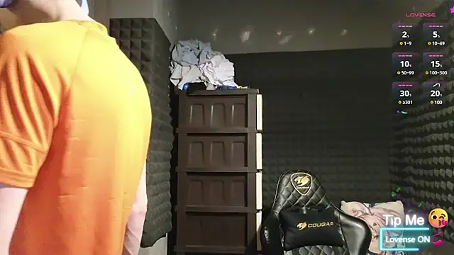 Snapshot of bambelbye chatting on 9, 2, 2025 bambelbye online show from 9, 2, 2025