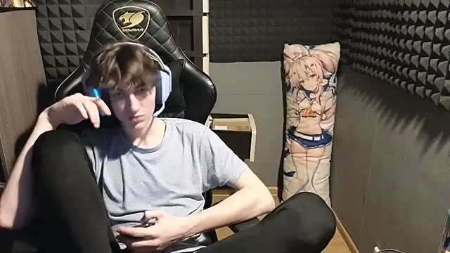 Snapshot of bambelbye chatting on 11, 2, 2025 bambelbye online show from 11, 2, 2025