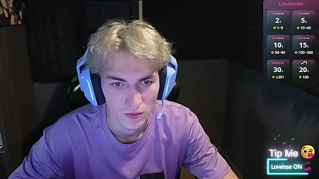 Snapshot of bambelbye chatting on 27, 11, 2025 bambelbye online show from 27, 11, 2025