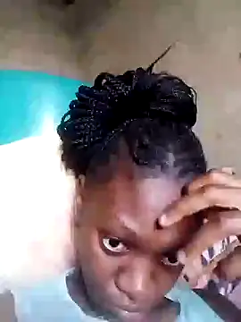 Snapshot of sexyfggal chatting on 13, 10, 2025 sexyfggal online show from 13, 10, 2025