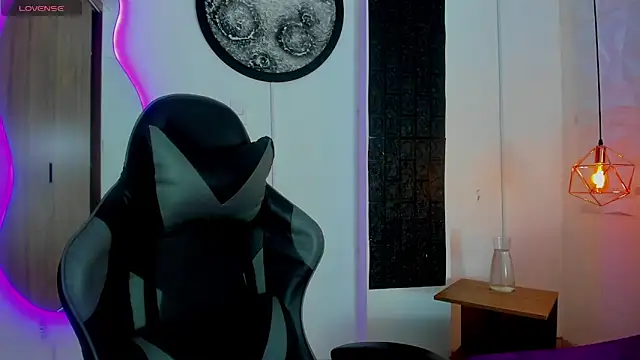 Snapshot of tatiana_sc chatting on 3, 10, 2025 tatiana sc online show from 3, 10, 2025