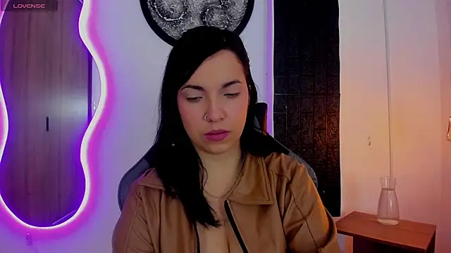 Snapshot of tatiana_sc chatting on 4, 10, 2025 tatiana sc online show from 4, 10, 2025