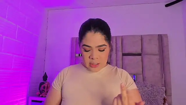 EmmaBecket2 online show from 11, 11, 2025