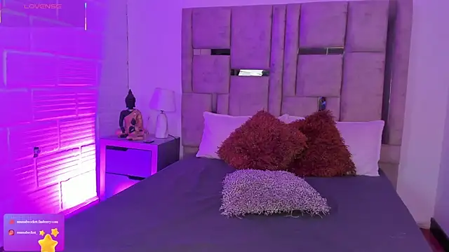 EmmaBecket2 online show from 3, 12, 2025