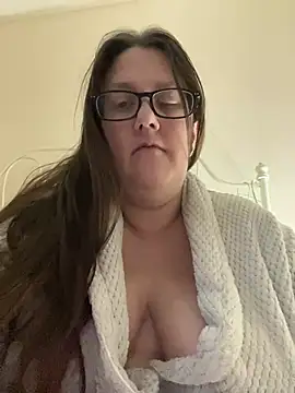 Snapshot of Foxy_Evie40XO chatting on 19, 12, 2024 Foxy Evie40XO online show from 19, 12, 2024