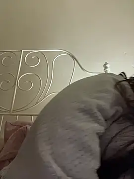 Snapshot of Foxy_Evie40XO chatting on 14, 1, 2025 Foxy Evie40XO online show from 14, 1, 2025