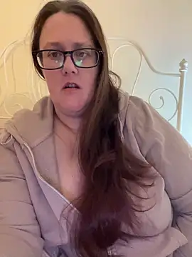 Snapshot of Foxy_Evie40XO chatting on 5, 2, 2025 Foxy Evie40XO online show from 5, 2, 2025