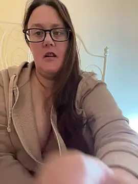 Snapshot of Foxy_Evie40XO chatting on 6, 2, 2025 Foxy Evie40XO online show from 6, 2, 2025